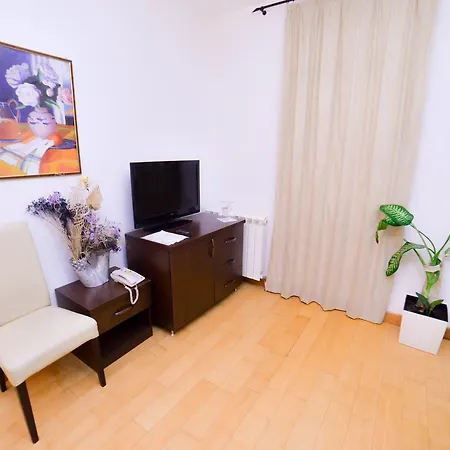 Victoria 5* 兹沃尔尼克